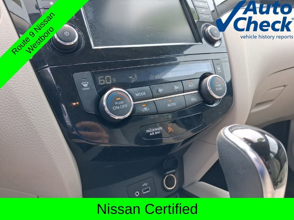 Used 2020 White Nissan SV image 16