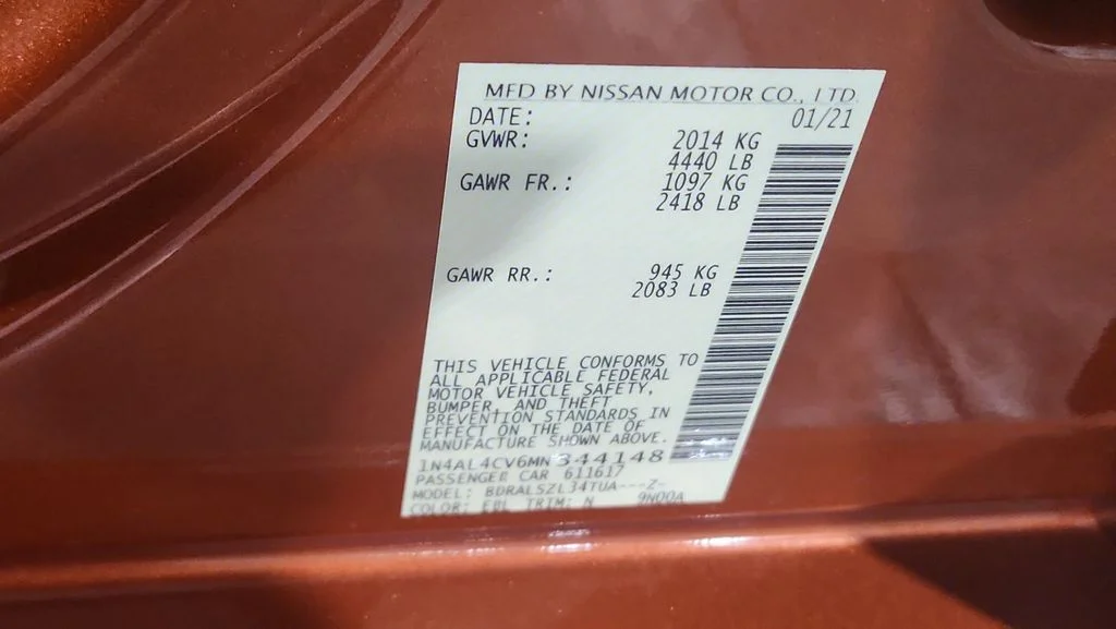 Used 2021 Orange Nissan 2.0 SR image 27