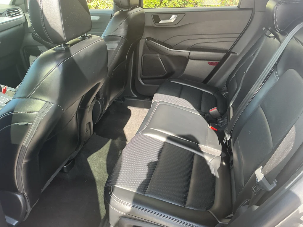 Used 2025 Carbonized Grey Metallic Ford Platinum image 14
