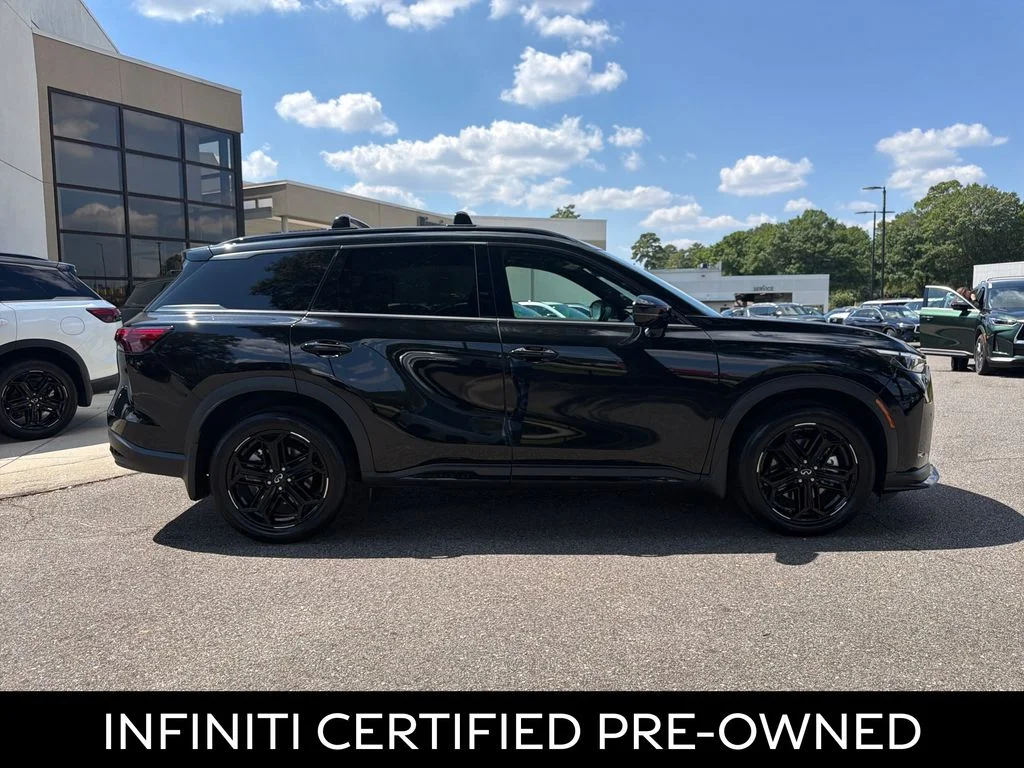 Certified Used 2026 Mineral Black INFINITI SPORT image 13