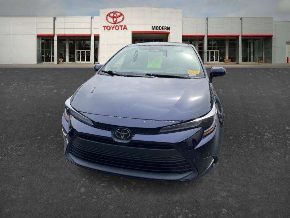 Used 2023 Blueprint Toyota LE image 11