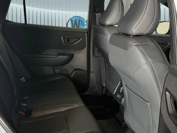 New 2026 SAPPHIRE BLUE PEARL Subaru Premium image 9
