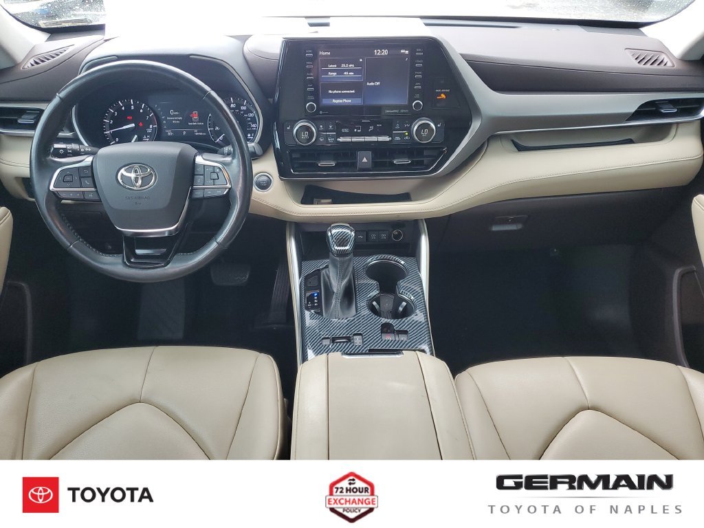 Used 2021 White Toyota XLE image 18