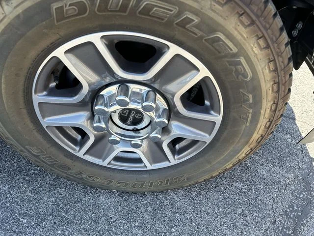 Used 2024 Black Ford  image 21