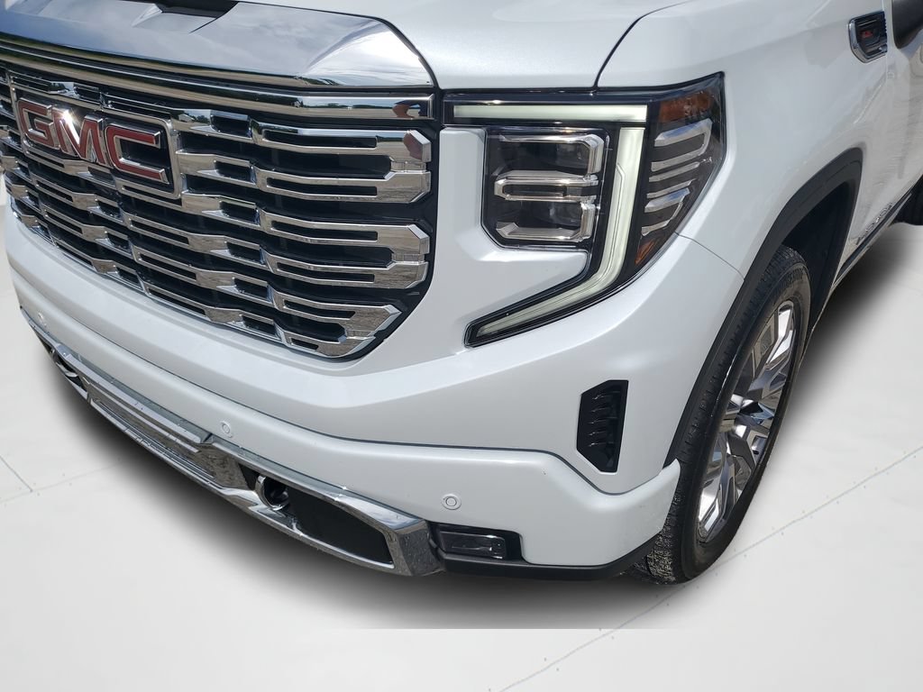 Used 2026 Glacier White Tricoat GMC Denali image 26