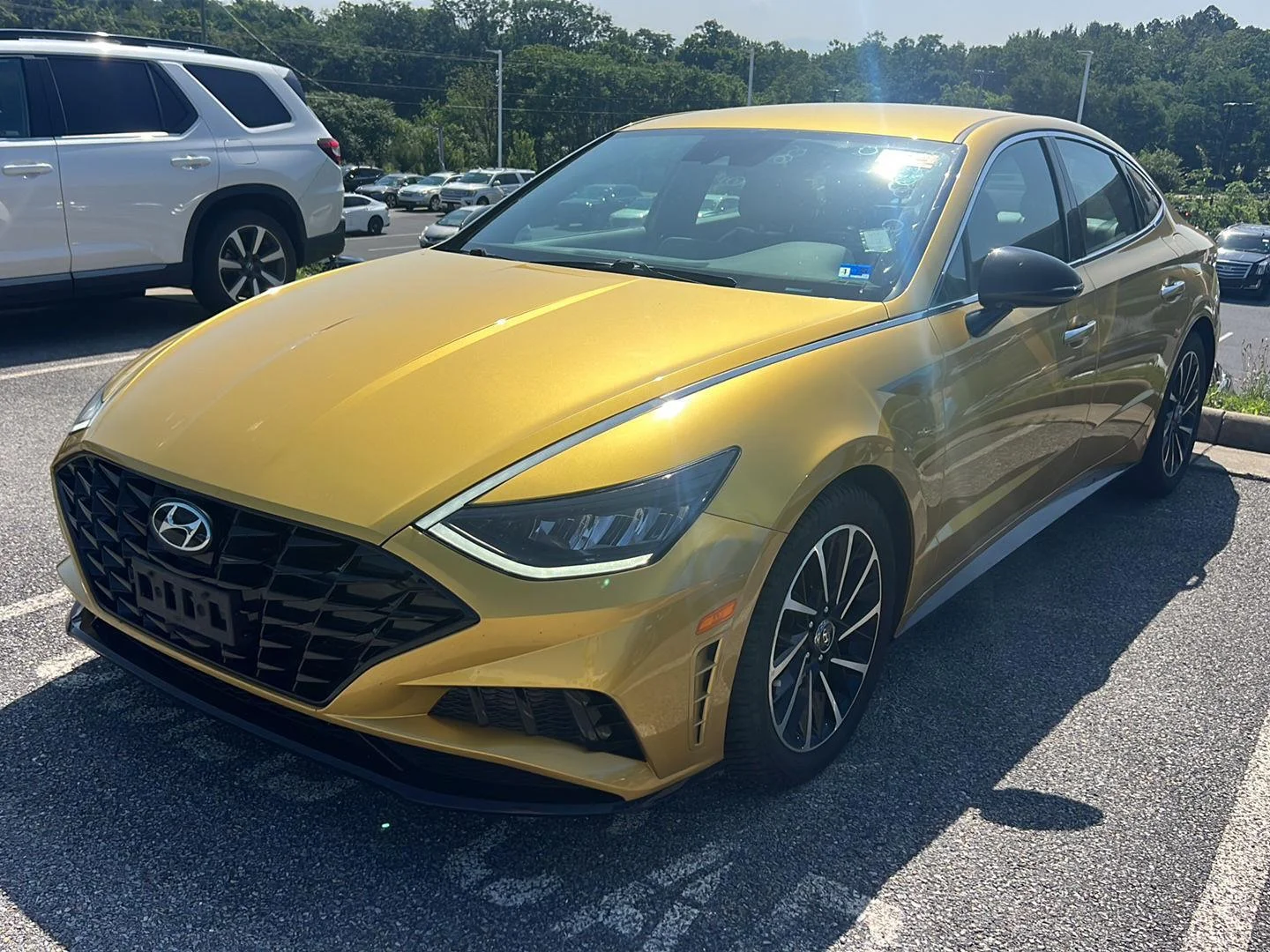 Used 2020 Glowing Yellow Hyundai SEL Plus image 1