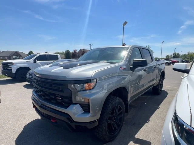 2023 Chevrolet Silverado 1500 Custom Trail Boss 4X4 Crew Cab Short Box's photo