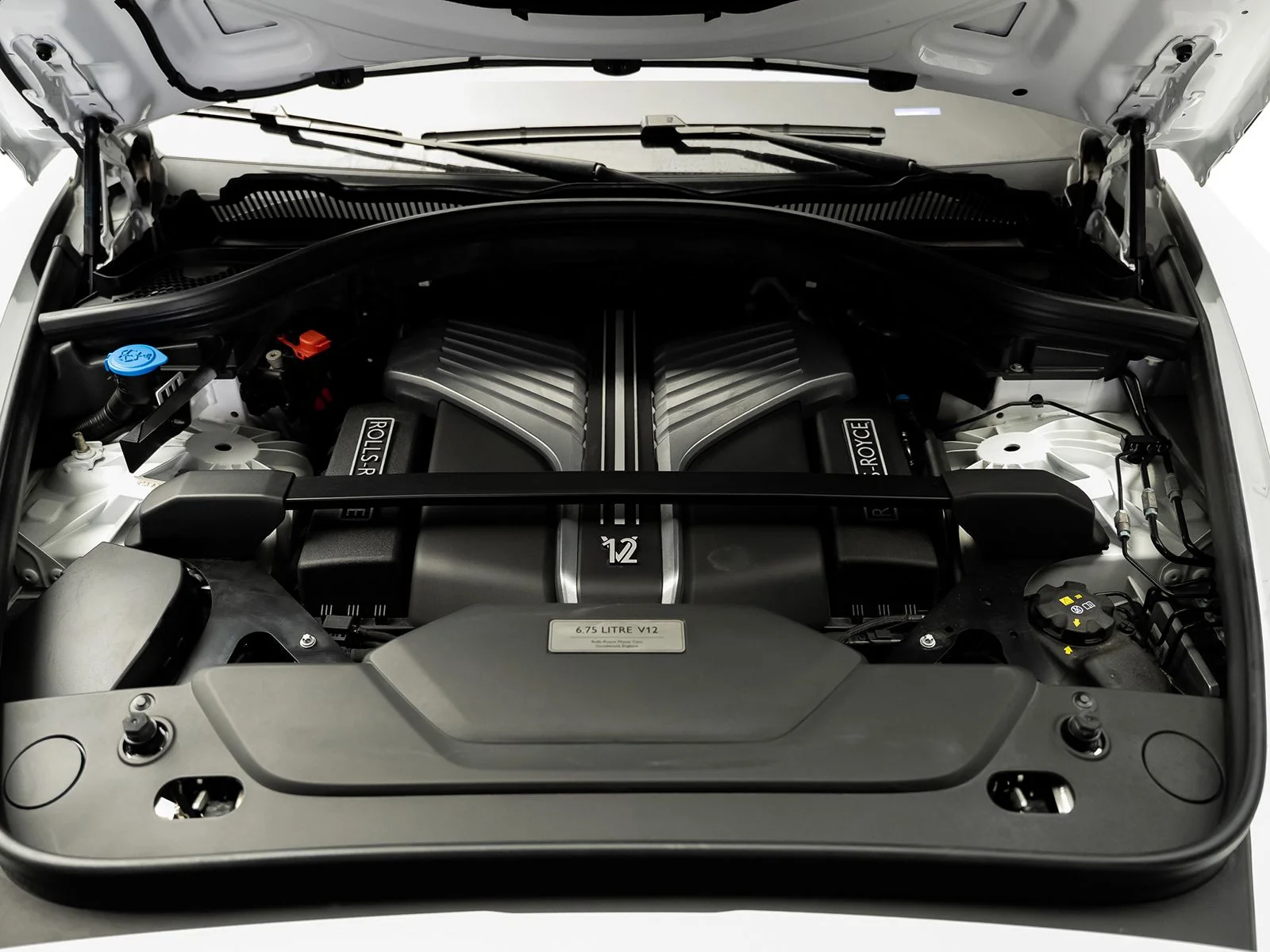Used 2023 White Rolls-Royce Black Badge image 62