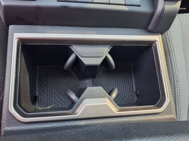 Used 2025  Toyota SR5 image 17