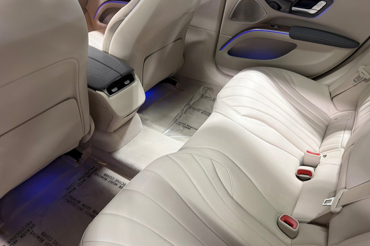 Certified Used 2023 Polar White Mercedes-Benz EQS 450 image 11
