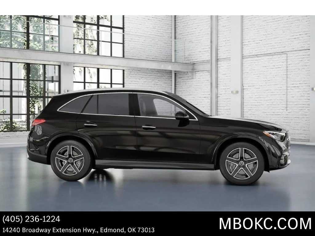 Used 2026 Black Mercedes-Benz GLC 300 image 16