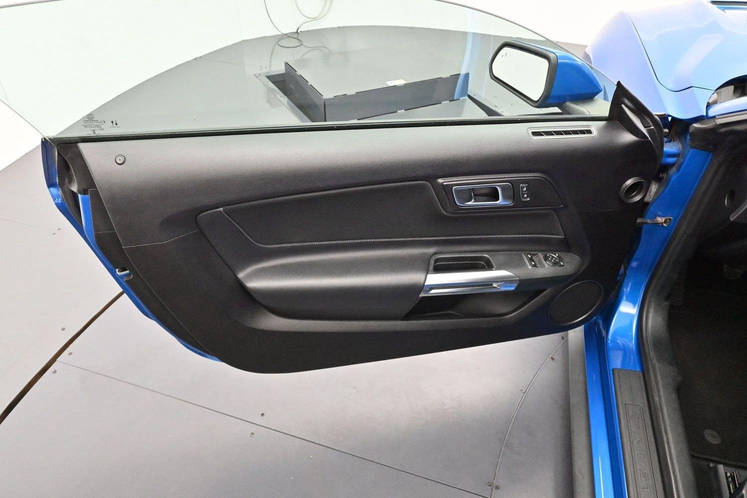 Used 2021 Velocity Blue Ford GT image 9