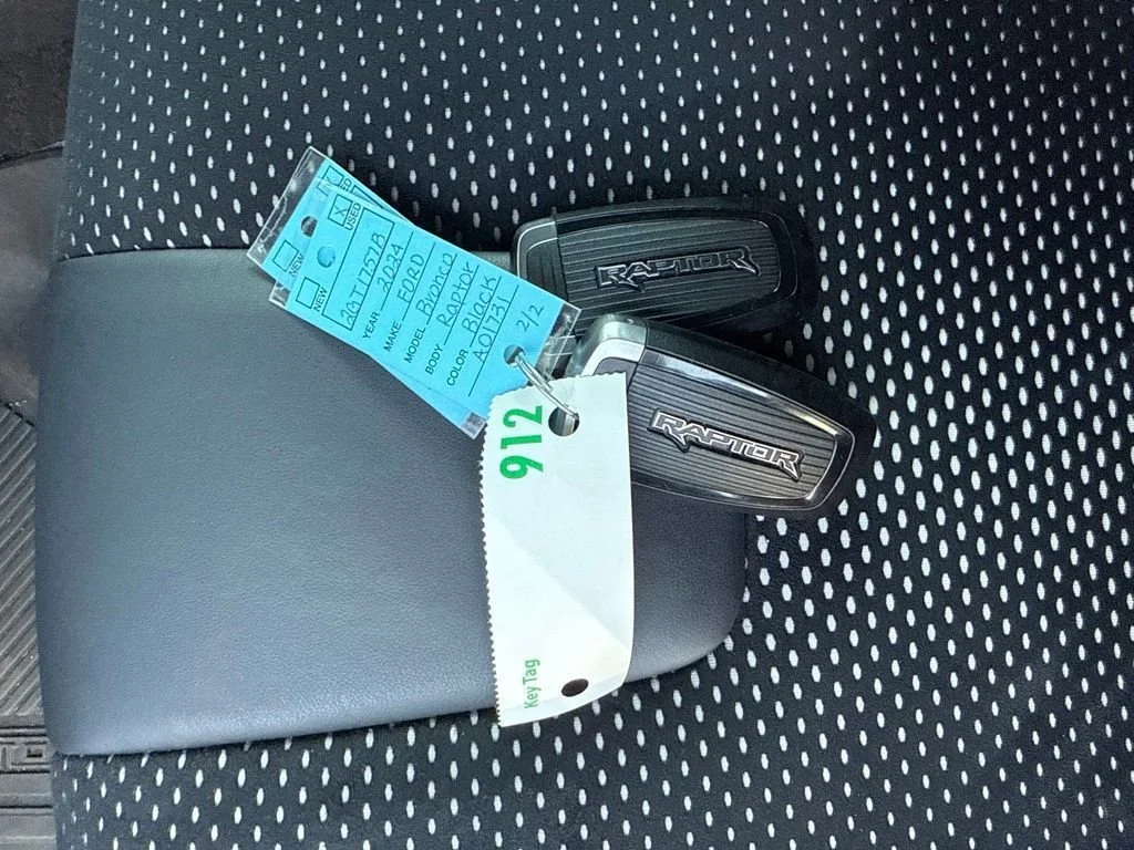 Used 2024  Ford Raptor image 10