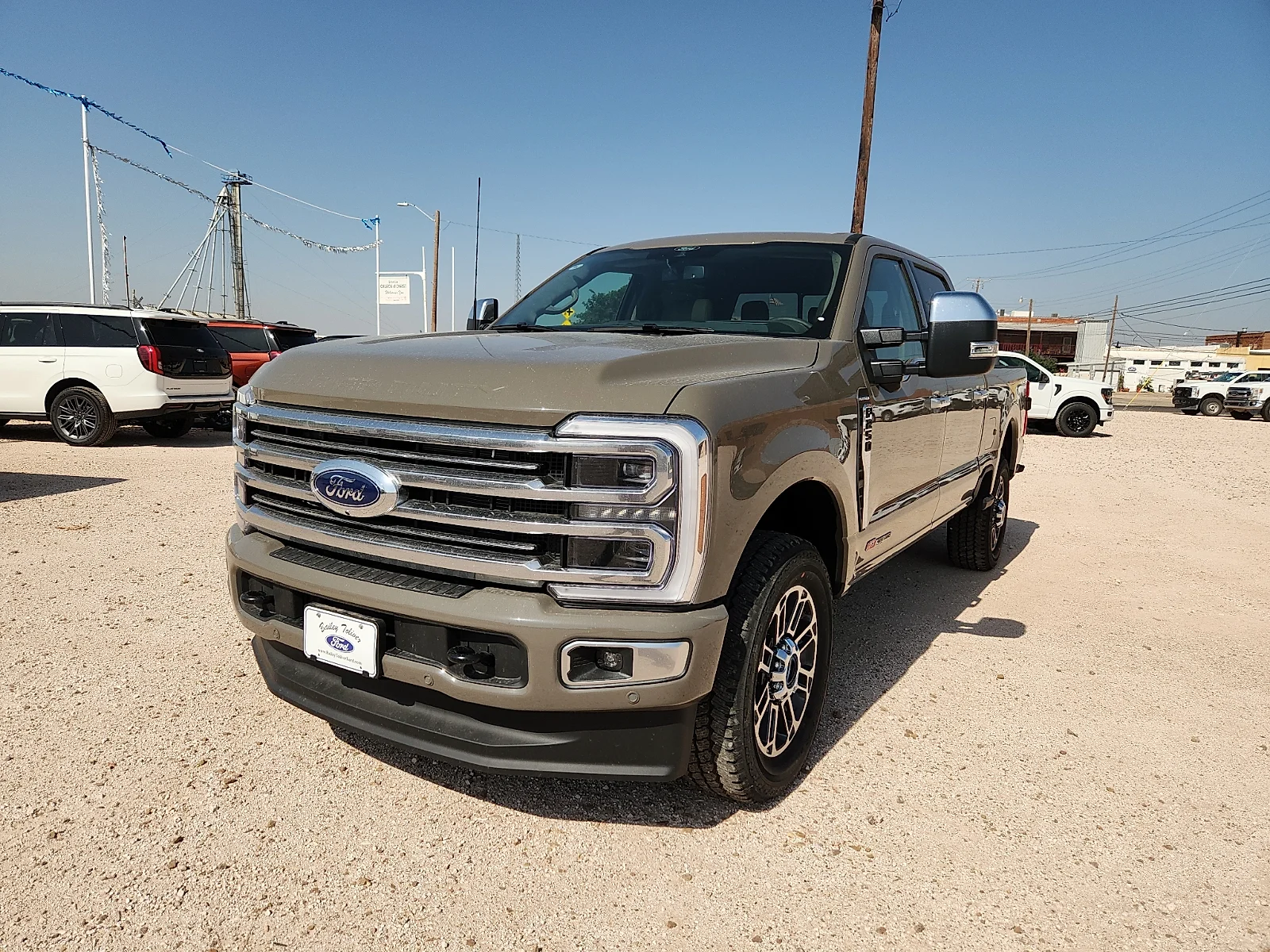 New 2026 Marsh Gray Ford Platinum image 3