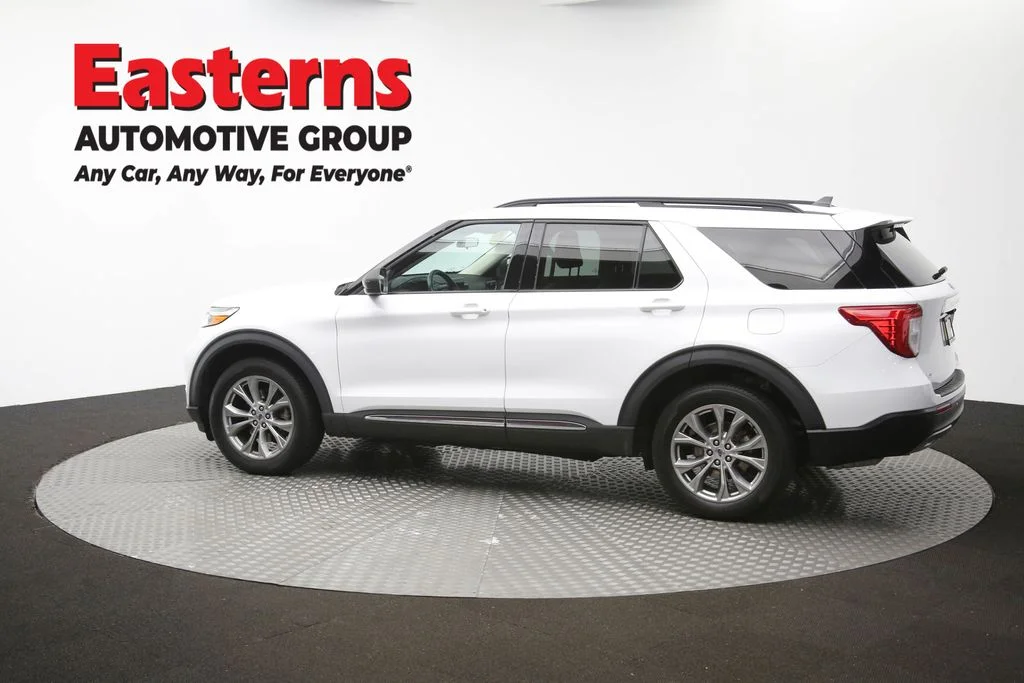 Used 2022 White Ford XLT image 65