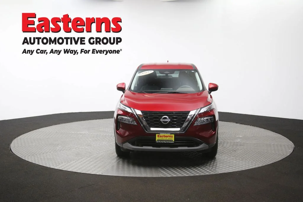 Used 2023 Red Nissan SV image 52