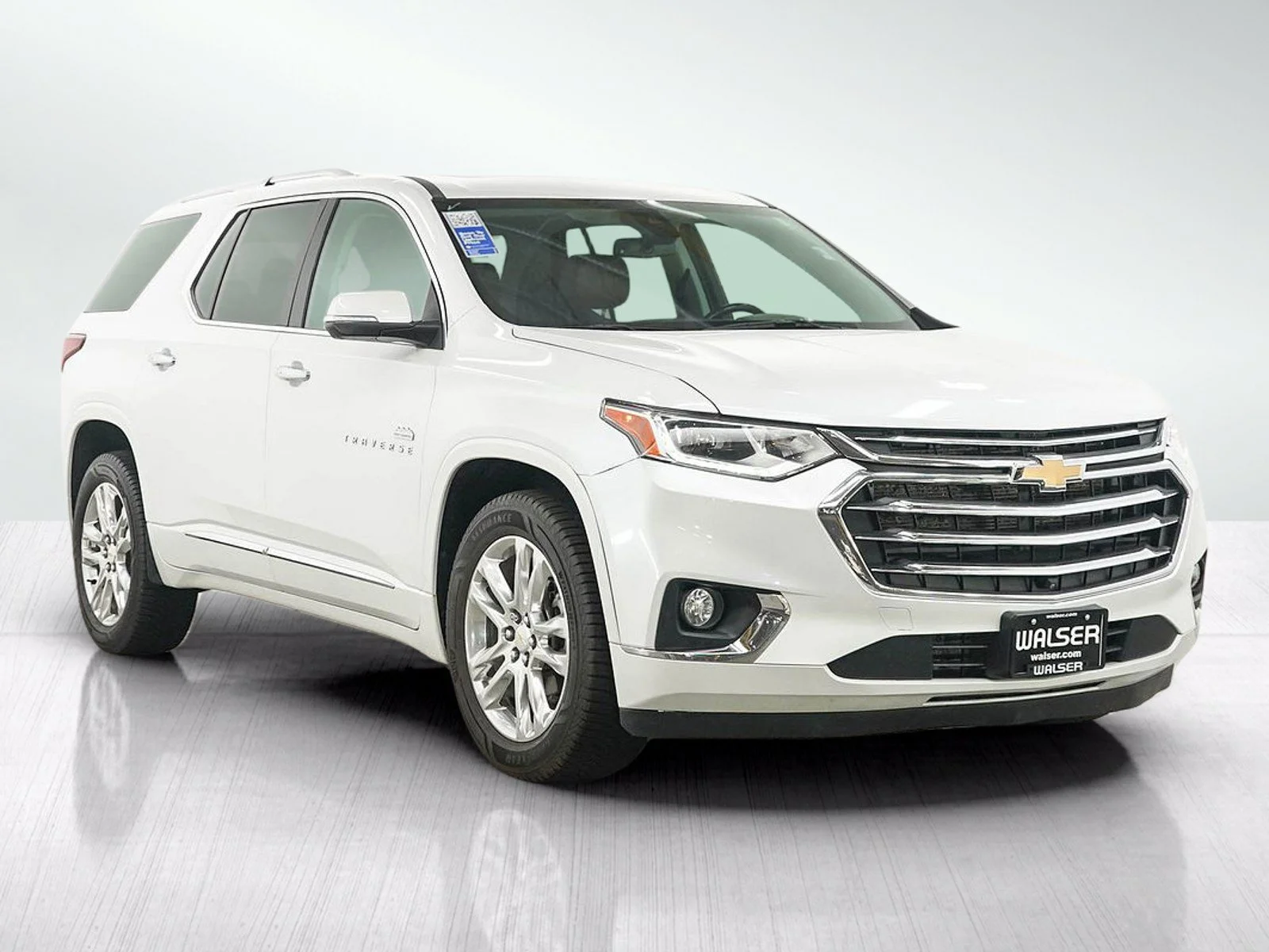 Used 2021 Iridescent Pearl Tricoat Chevrolet High Country image 7
