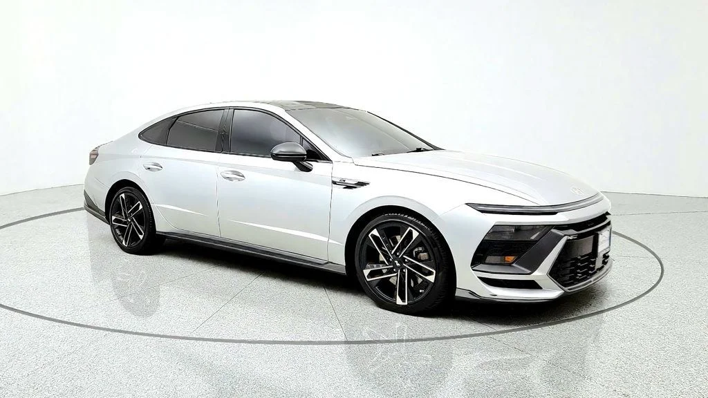 Used 2024 Aero Silver Hyundai N Line 2.5T image 3