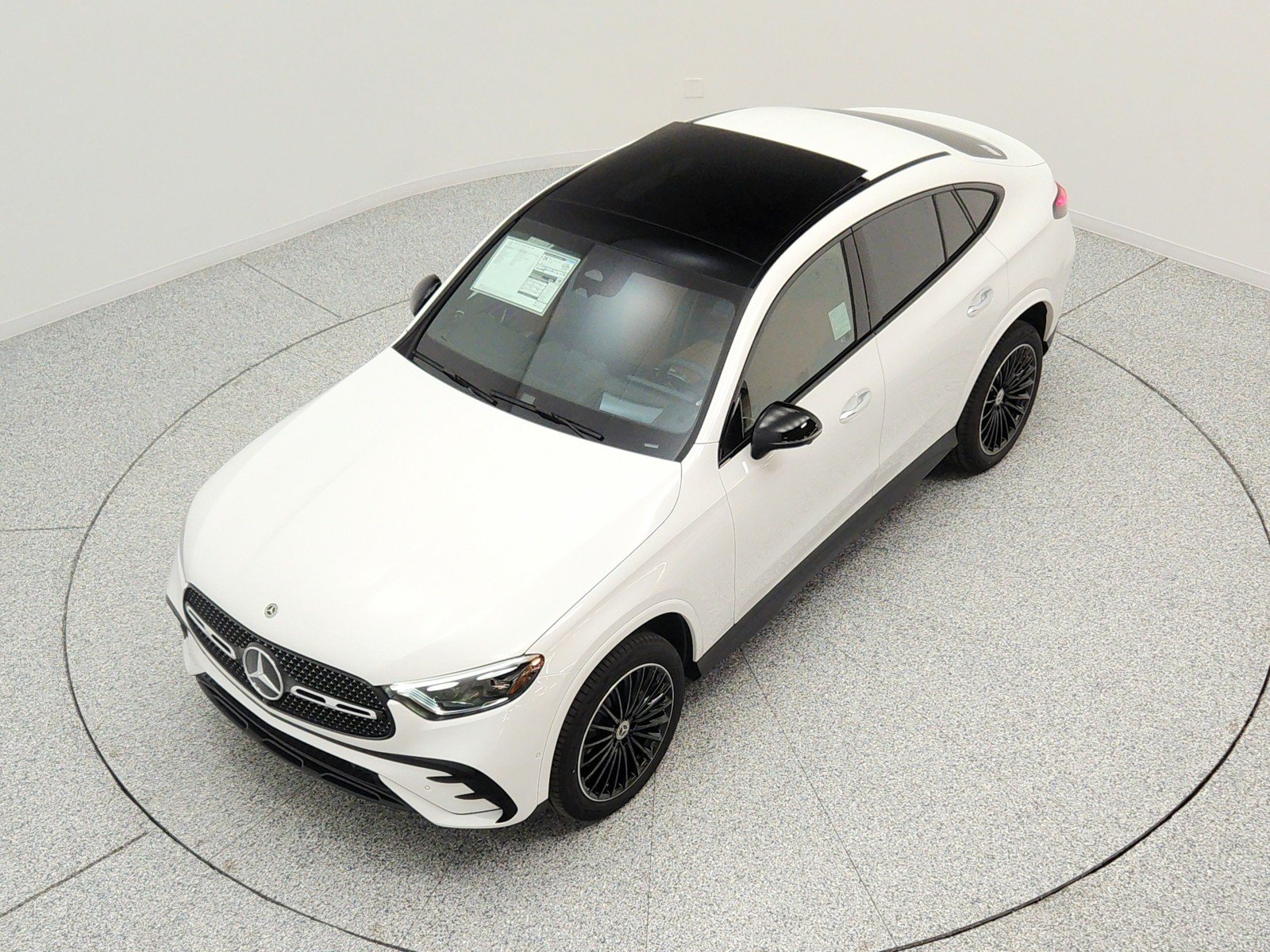 New 2026 MANUFAKTUR Moonlight White Metallic Mercedes-Benz GLC 300 4MATIC® Coupe image 16