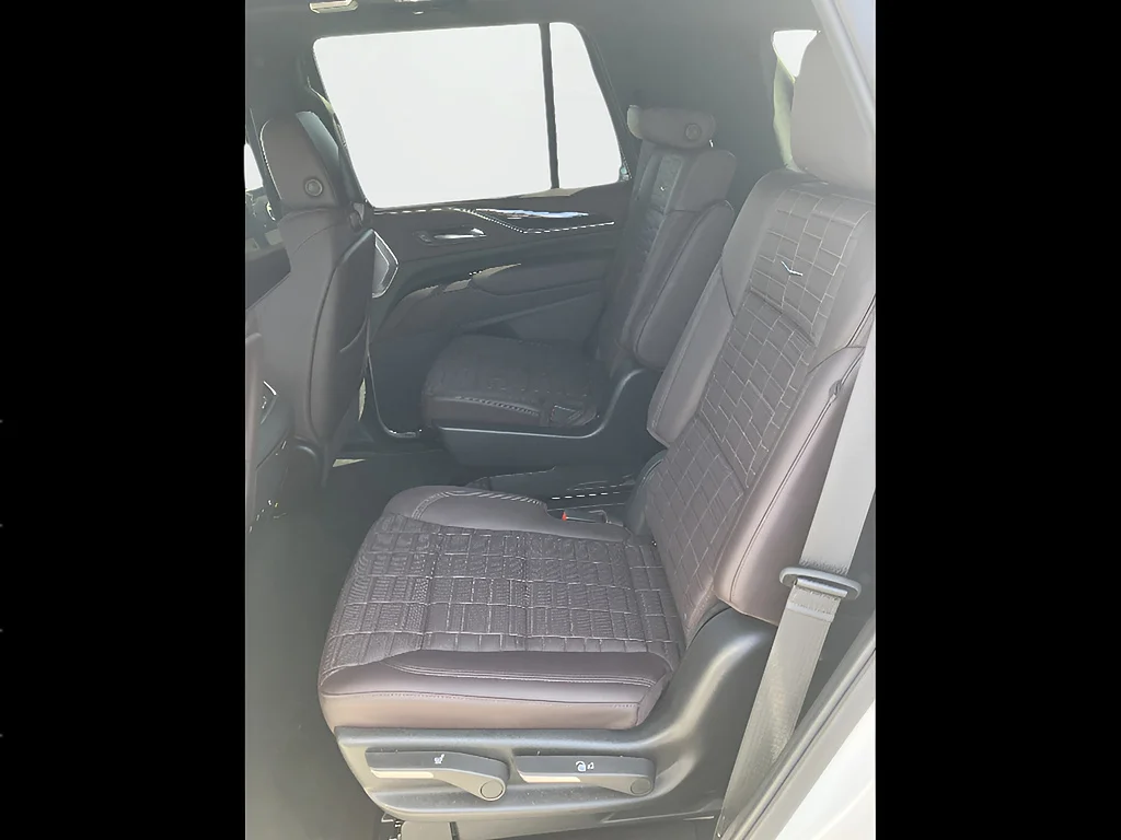 Certified Used 2024 Crystal White Tricoat Cadillac Sport Platinum image 10