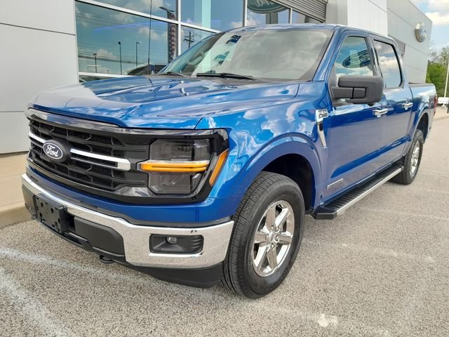 Used 2024 Blue Ford XLT image 5