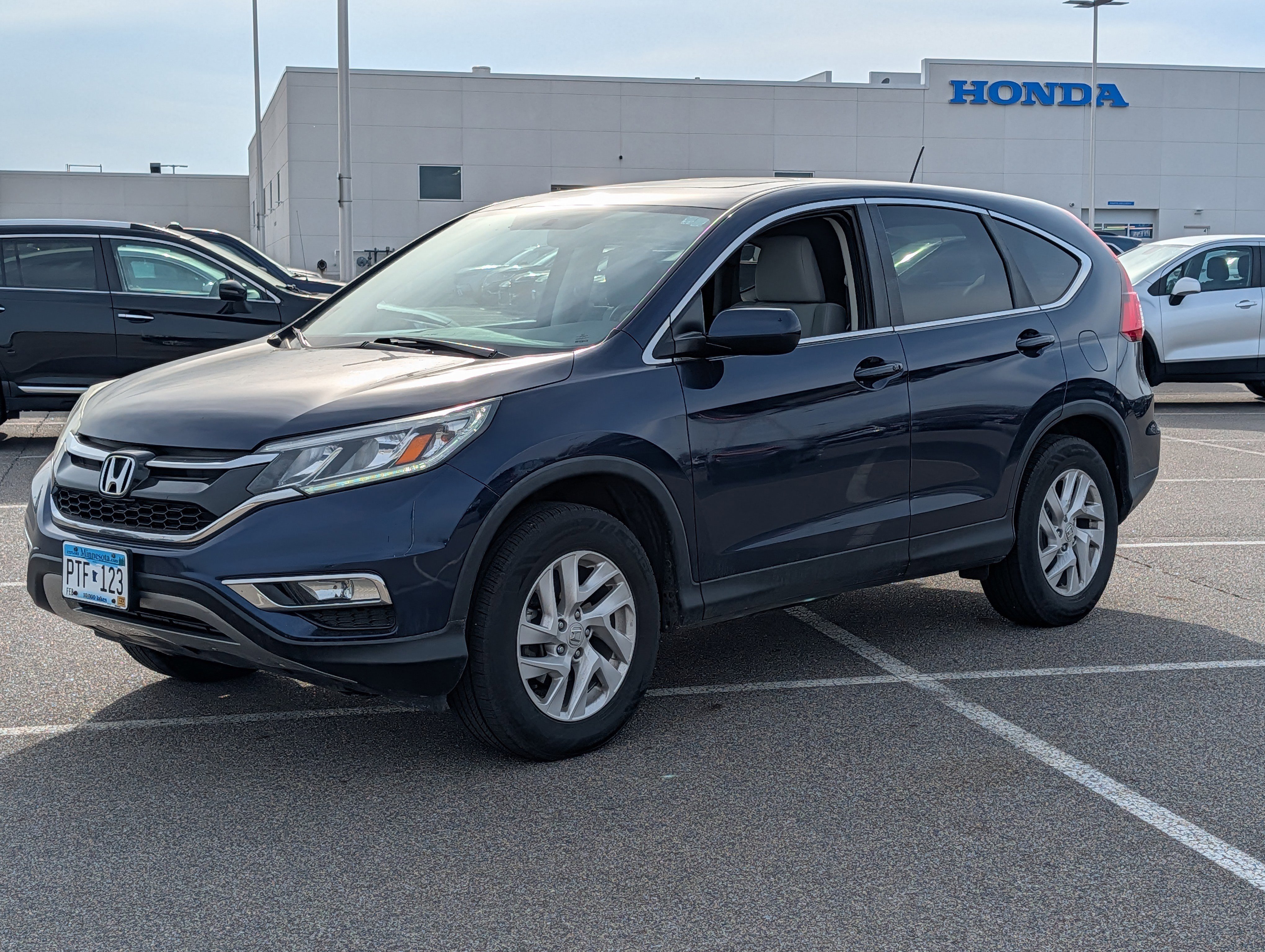 Used 2016 Honda CR-V EX with VIN 2HKRM4H59GH602184 for sale in Waite Park, Minnesota