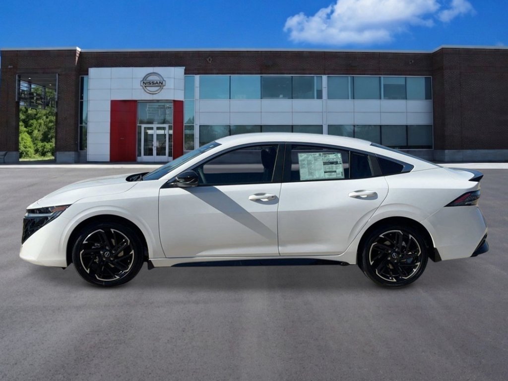 New 2026 Aspen White Tricoat Nissan SR image 2