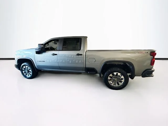 2026 Chevrolet Silverado 2500 HD Custom - Photo 9