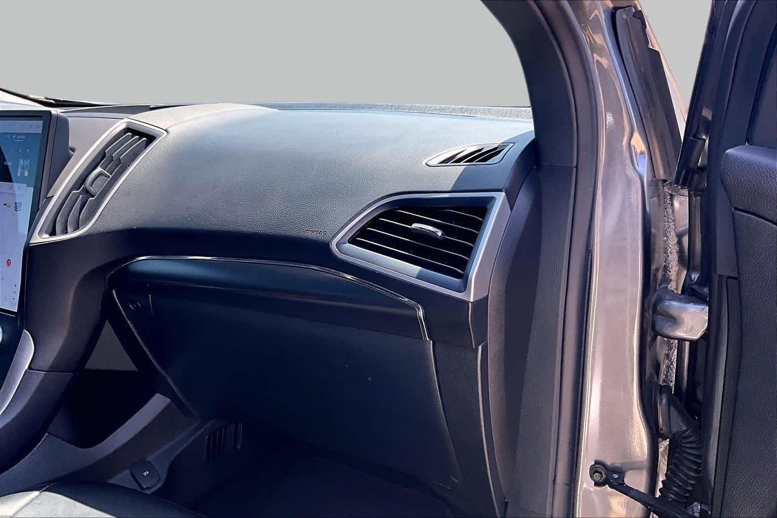 Used 2023 Carbonized Gray Ford ST-Line image 17