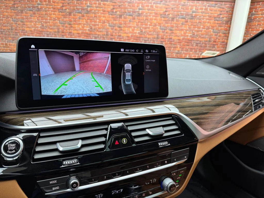 Used 2022 Black BMW 540i xDrive image 22