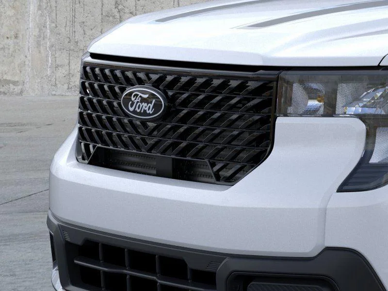 New 2025 Space White Metallic Ford XLT image 18