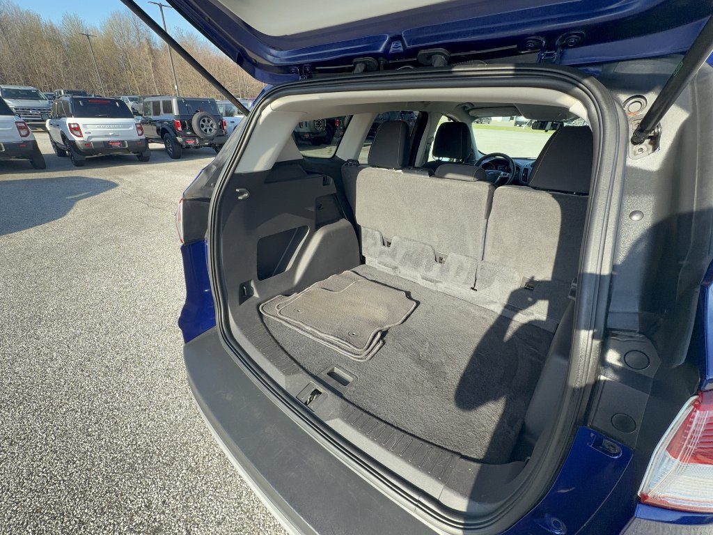 Used 2016 Deep Impact Blue Ford SE image 20