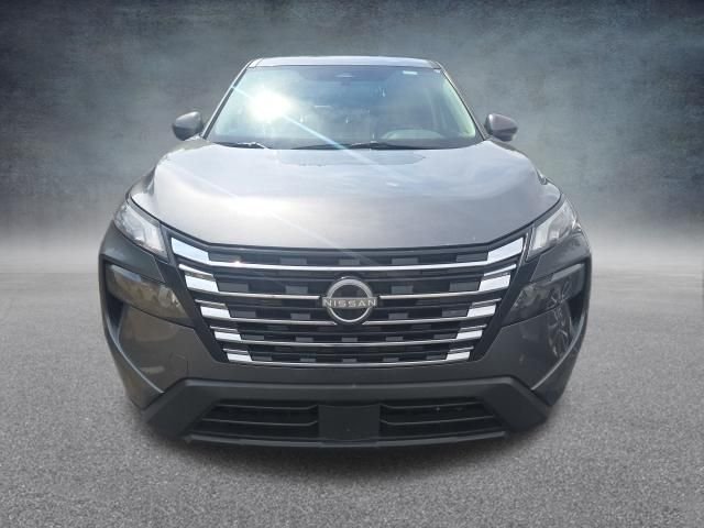 Used 2025 Gun Metallic Nissan SV image 3
