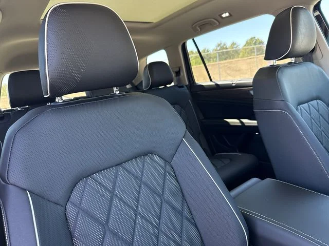 New 2026 Deep Black Pearl Volkswagen 2.0T SEL Premium R-Line image 19