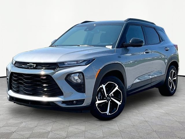 Used 2023 Sterling Gray Metallic Chevrolet RS image 3