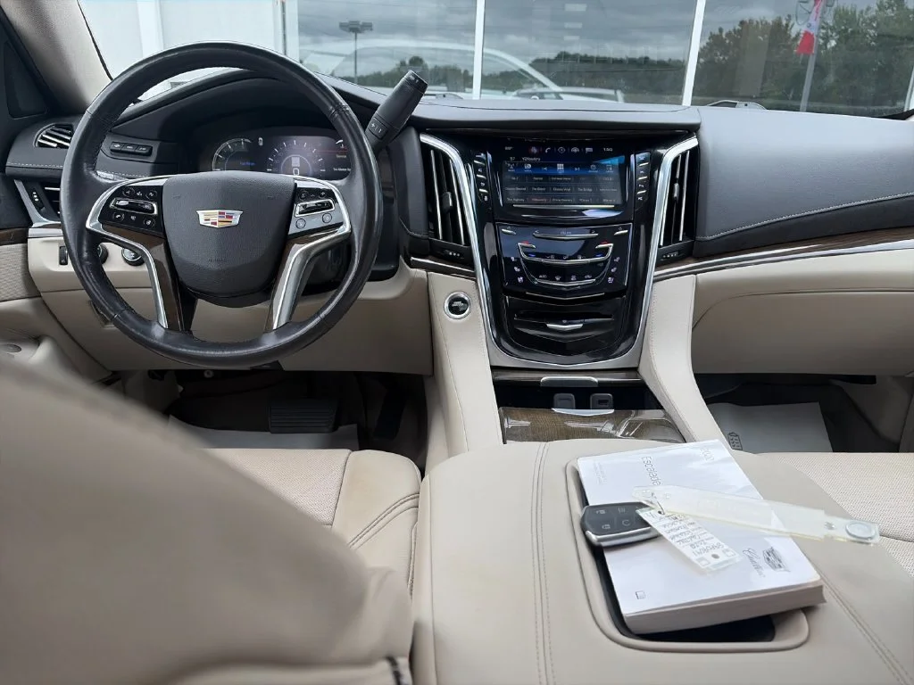 Used 2020 White Cadillac Premium Luxury image 16