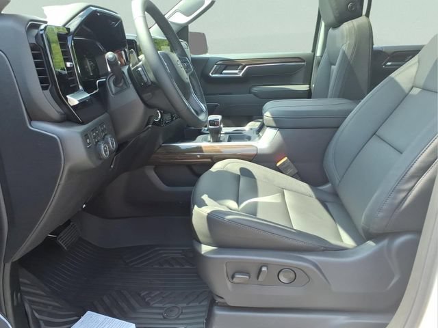 New 2026 Summit White Chevrolet LT Trail Boss image 16