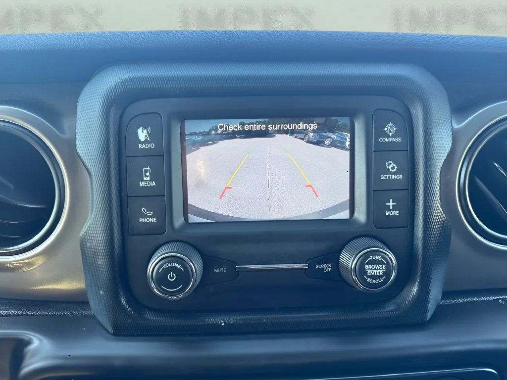 Used 2018 White Jeep Sport S image 18