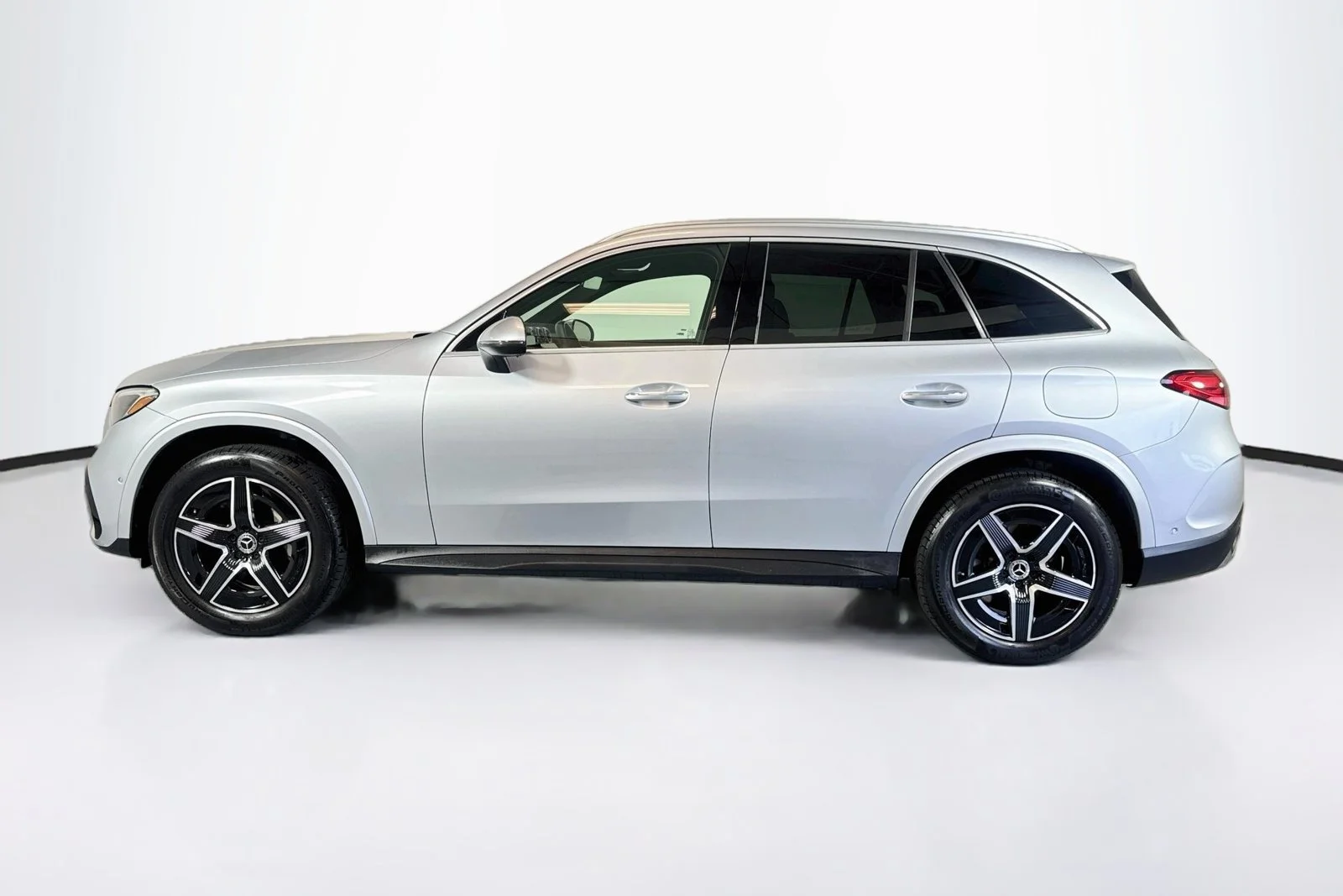 Used 2025 Cirrus Silver Metallic Mercedes-Benz GLC 350e image 8