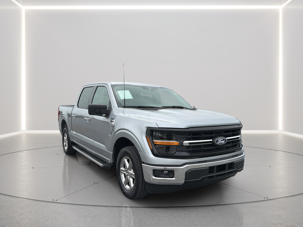 Used 2025 Silver Ford XLT image 10