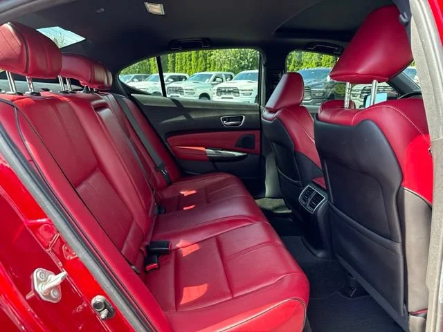 Used 2018 San Marino Red Acura 3.5L V6 image 12