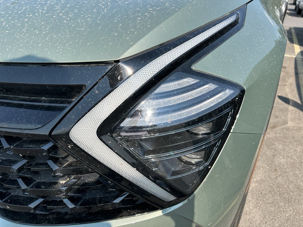 Used 2025 Jungle Green Kia X-Line image 7