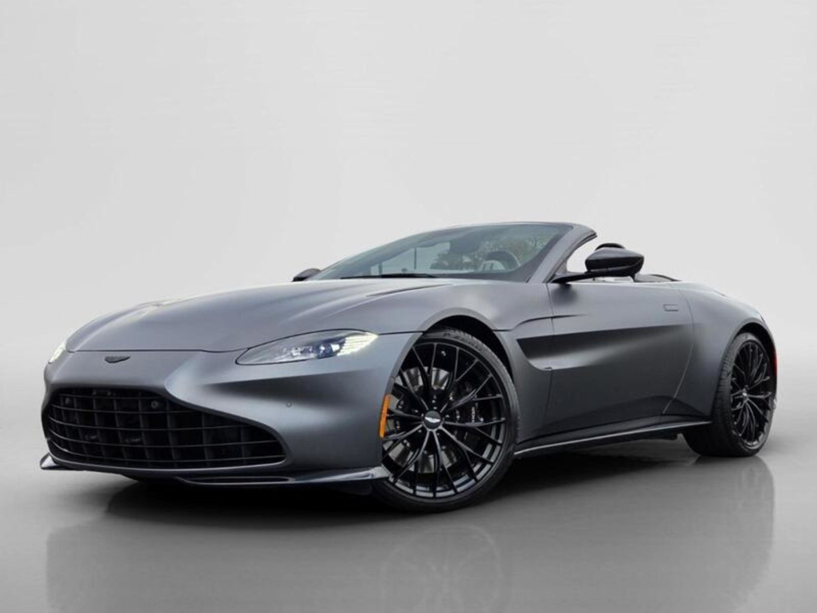 2023 Aston Martin Vantage