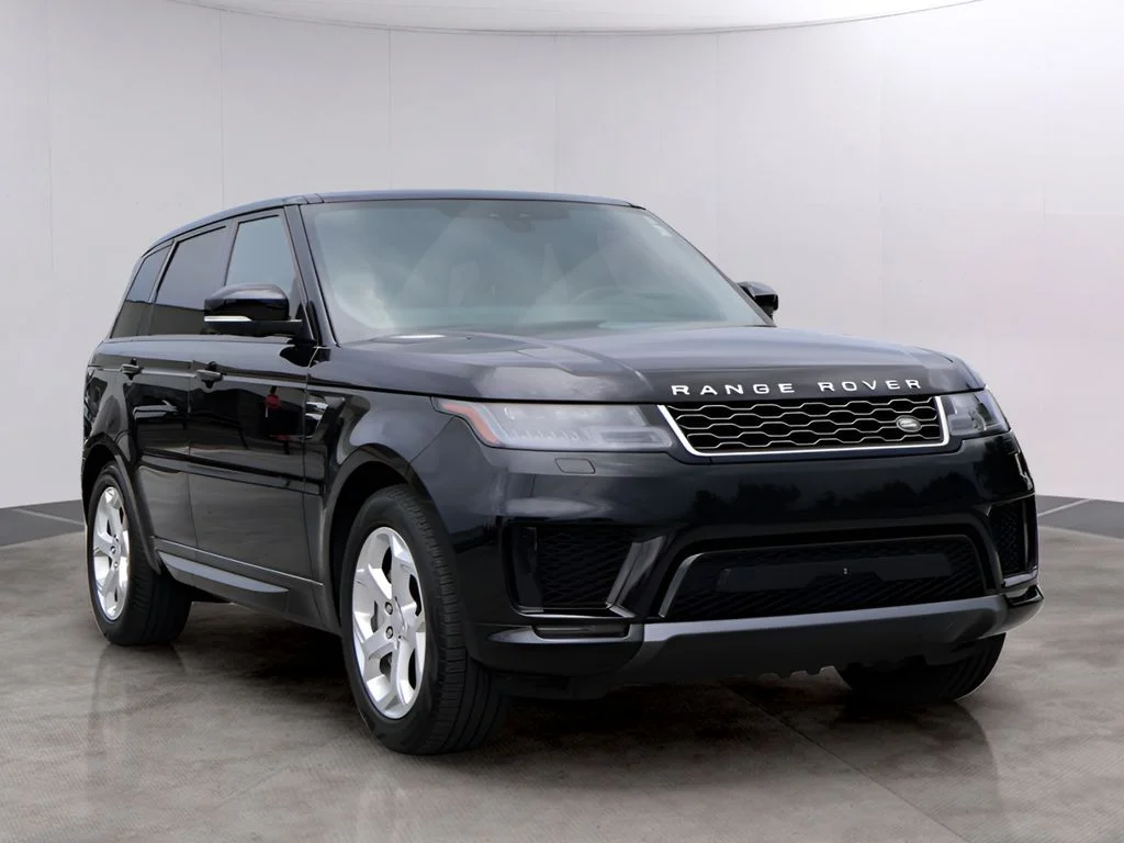 Used 2018 Narvik Black Land Rover HSE image 3