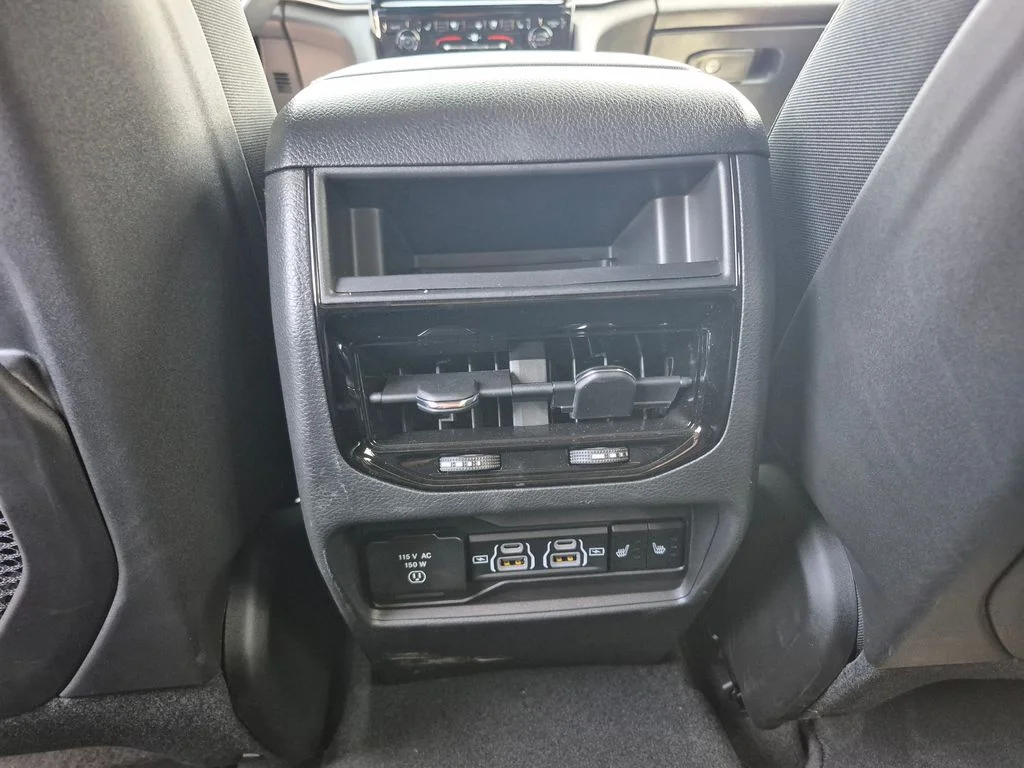 Used 2024 Black Jeep 4xe image 17