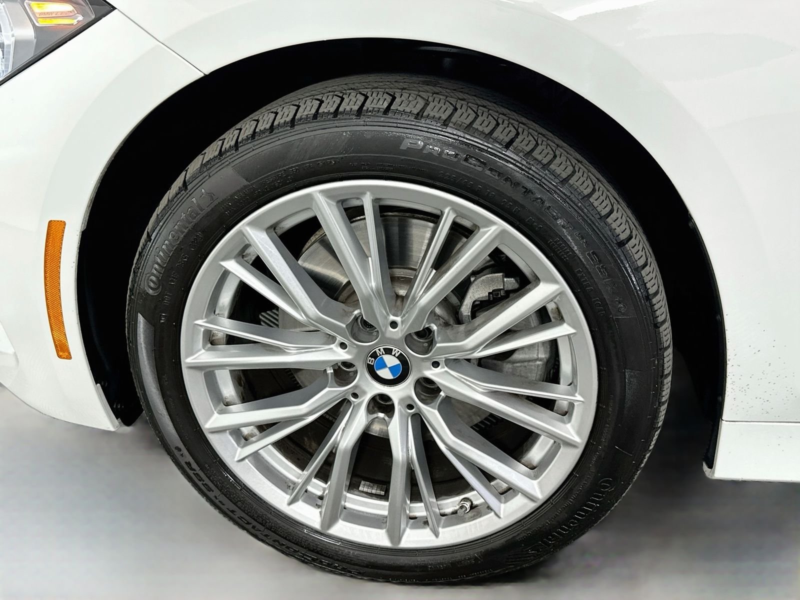 Used 2024 Alpine White BMW 330i xDrive image 32