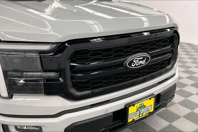 Used 2024 Avalanche Ford Lariat image 32