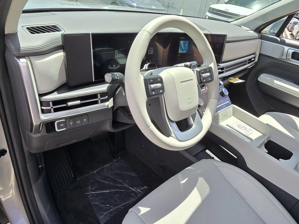New 2027 White Hyundai SEL image 21