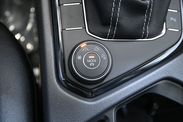 New 2026 White Volkswagen 1.5T SEL image 25