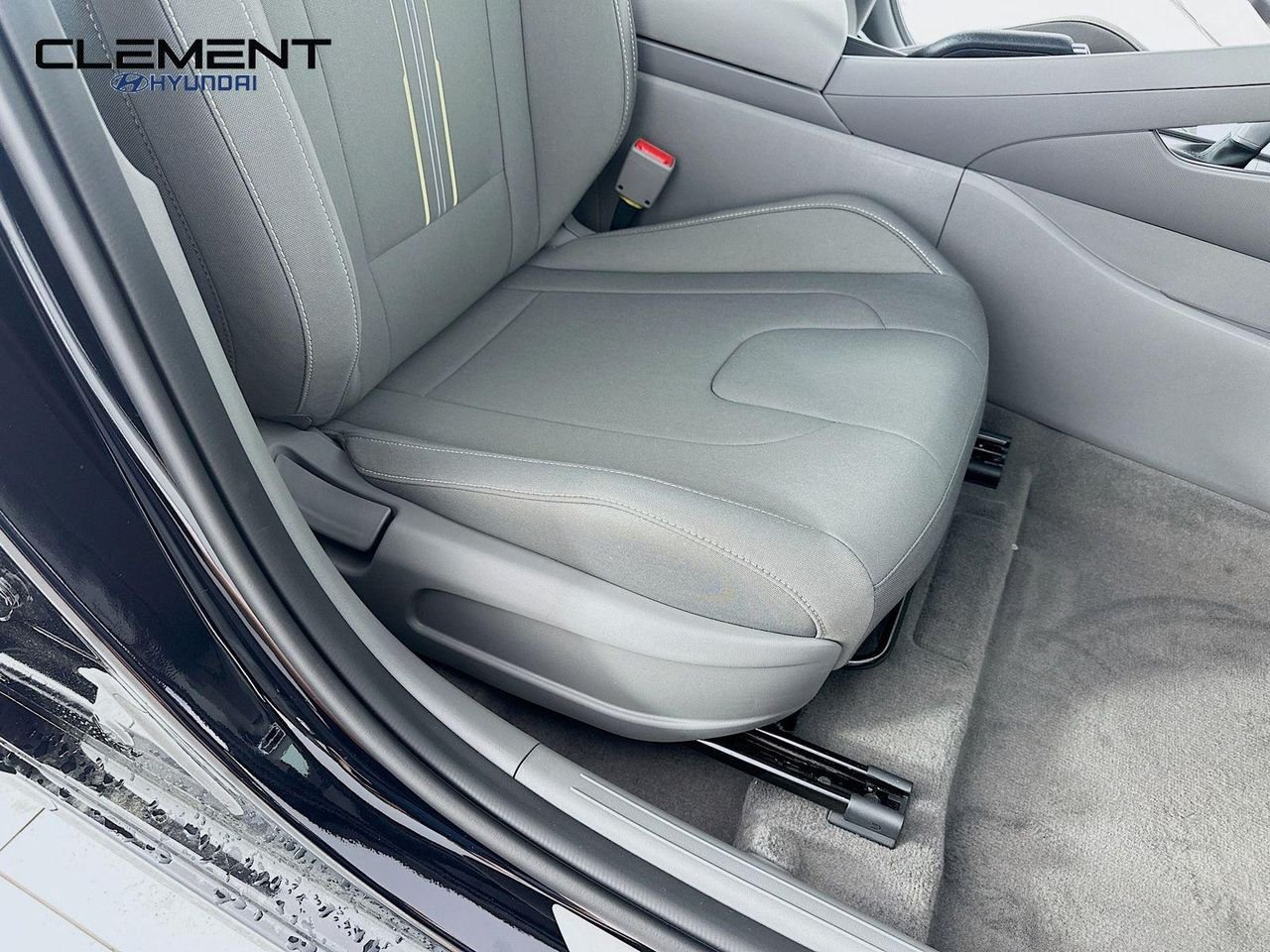 New 2026 Black Hyundai SEL Sport image 27